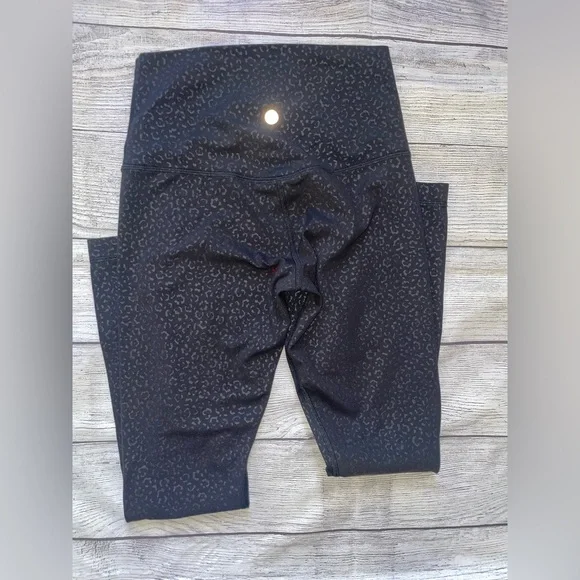 lululemon Align High Rise Legging - Picture 6 of 6